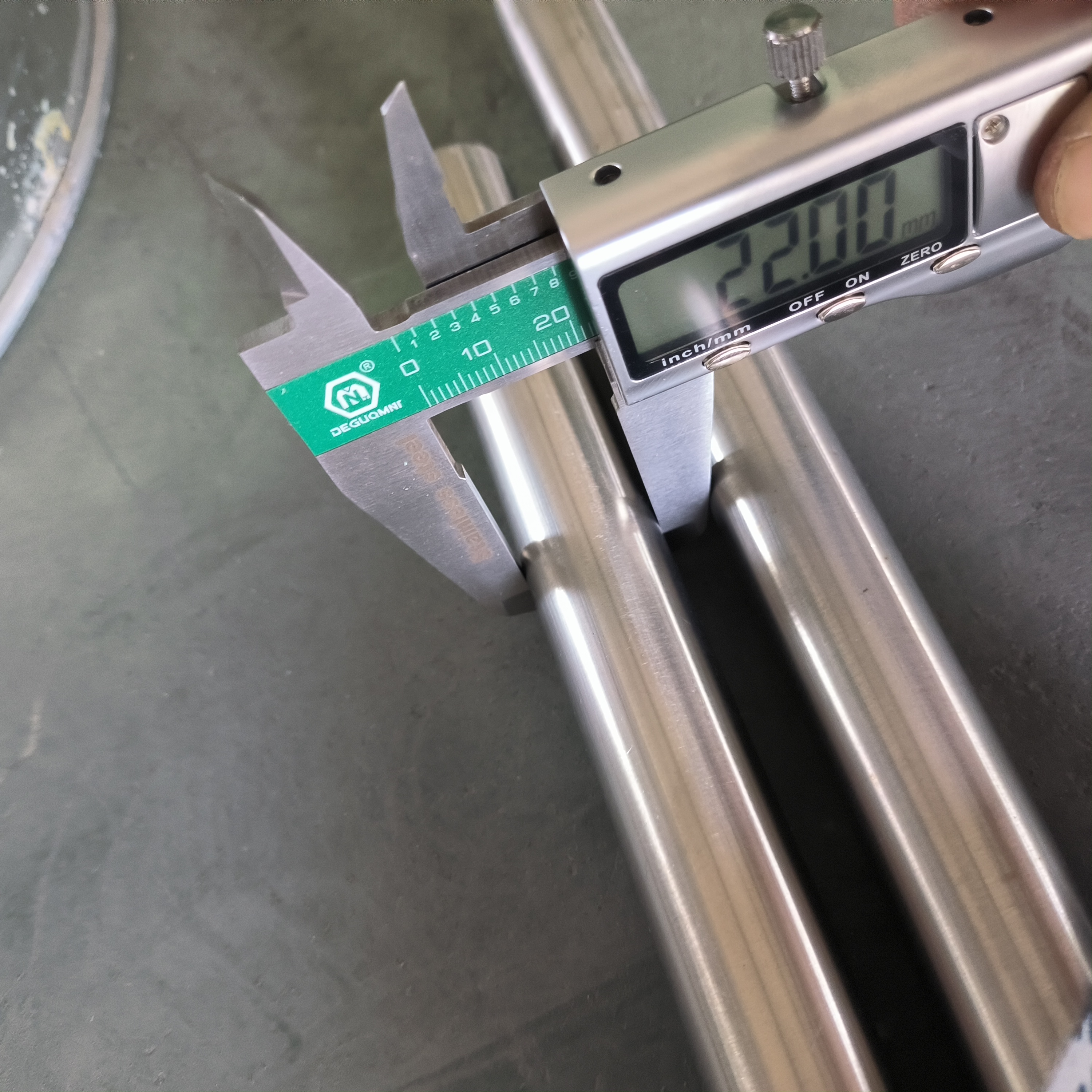 <strong>Inconel</strong> 625 718 X-750 Forged Bar for Offshore Oil and Gas Equipment