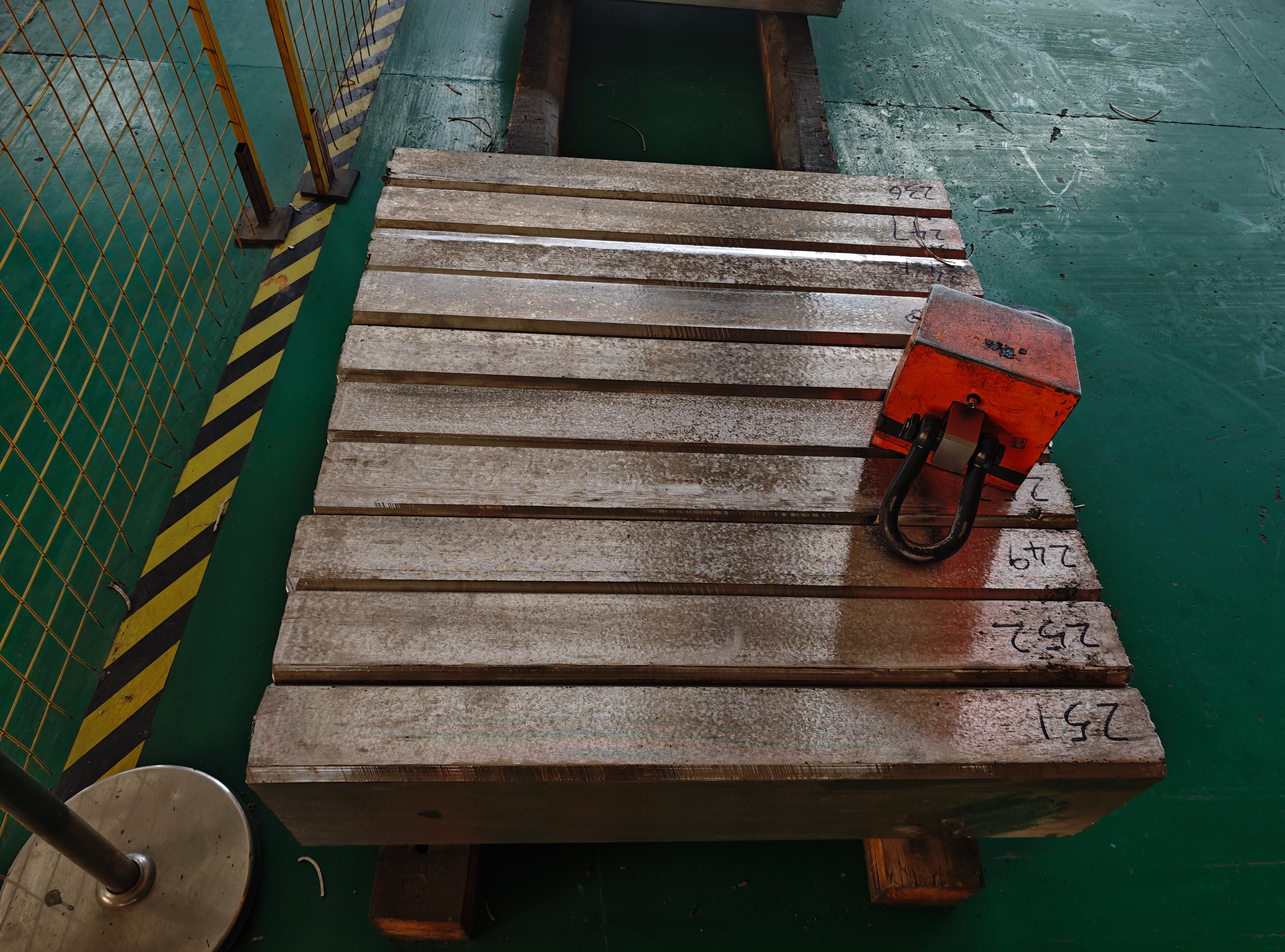 0Cr21Al4 <strong>FeCrAl</strong> Strip for Reliable Infrared Heating Devices